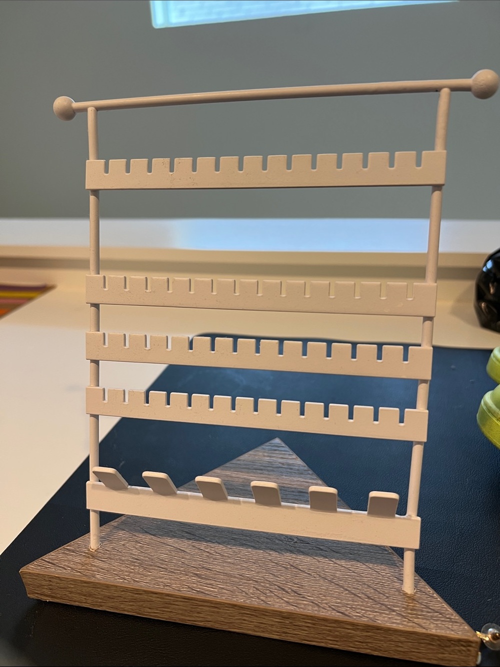 Beige Multi-Tier Jewelry Earring Organizer Stand
